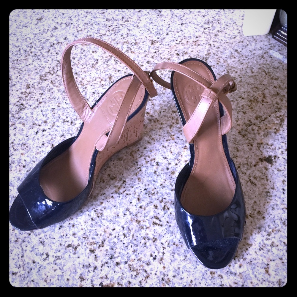 Tory Burch Patent Leather-Blue worn once